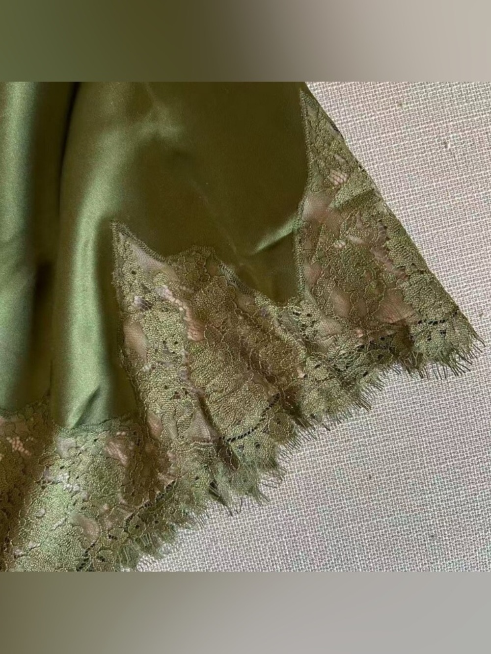 Reformation Jessalyn Silk Mini Dress Small Olive Lace French Causal Cocktail - Picture 5 of 7